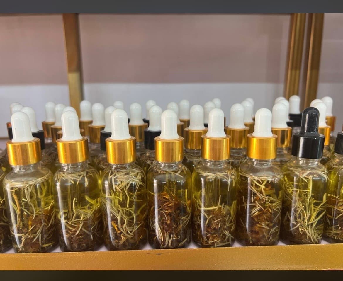 Yoni oil